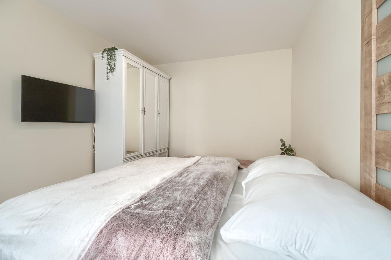 Apartament 111 Stare Miasto Bulwary Apartamenty No 1 Szczecin Bagian luar foto